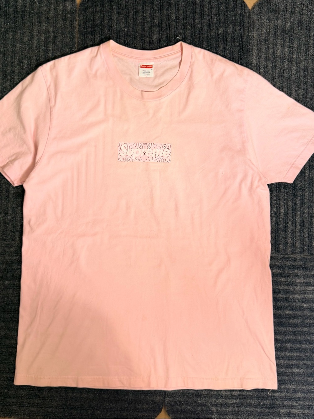 Supreme Bandana Box Logo Tee Light Pink FW19 Bogo T-Shirt